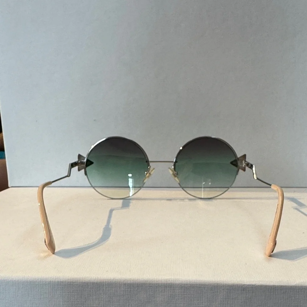 Fendi Round Gradient Sunglasses with Orange Accents - Picture 4 of 8